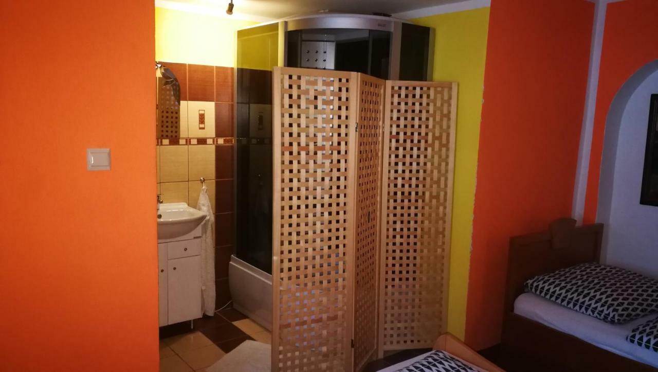 Chata Eliska Guest House สตารา เลชนา ภายนอก รูปภาพ