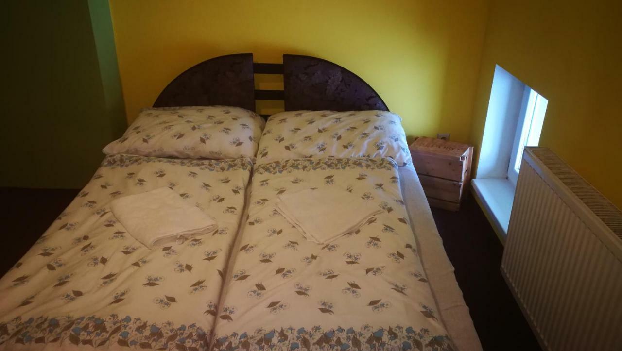 Chata Eliska Guest House สตารา เลชนา ภายนอก รูปภาพ