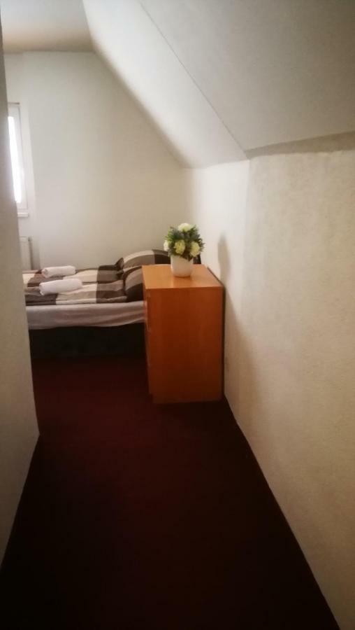 Chata Eliska Guest House สตารา เลชนา ภายนอก รูปภาพ